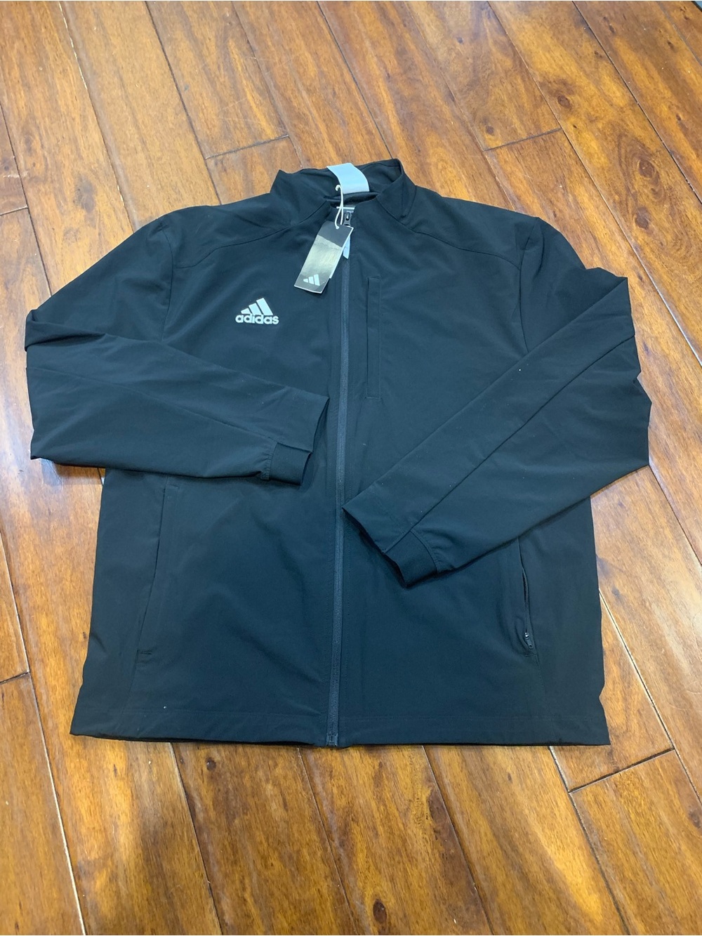 adidas Lightweight Woven Jacket / Men’s Medium